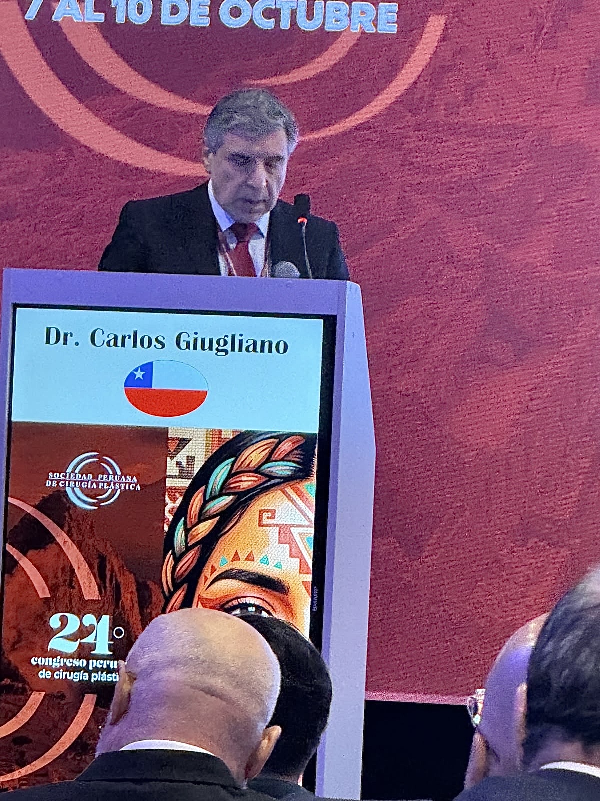 Dr. Carlos Giugliano destacó como conferencista internacional en el 24.º Congreso Peruano de Cirugía Plástica